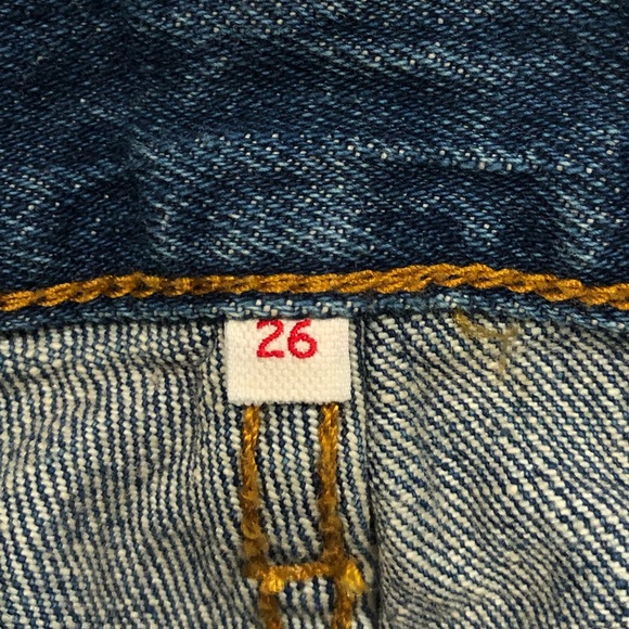 MOM JEAN💕NWOT BOUTIQUE LEVI FITTED CROP - Picture 6 of 7